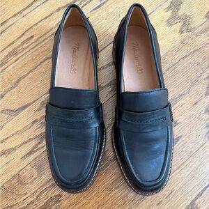 Madewell Womens Classic Black Leather Slip-Ons